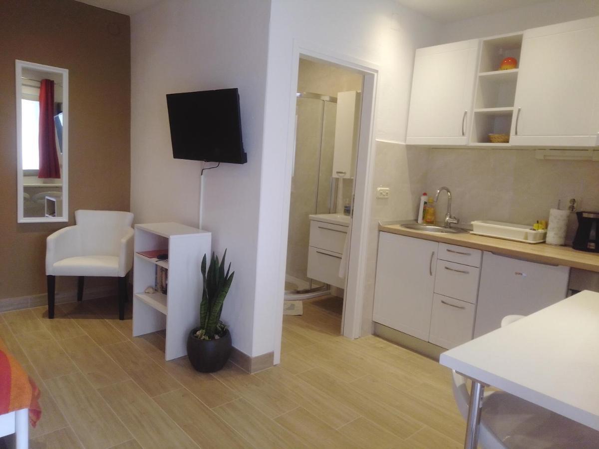 Apartments Haracic Hvar Town Exterior foto