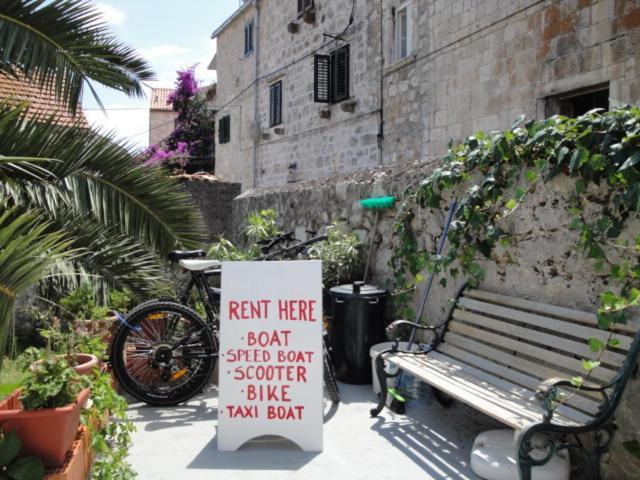 Apartments Haracic Hvar Town Exterior foto